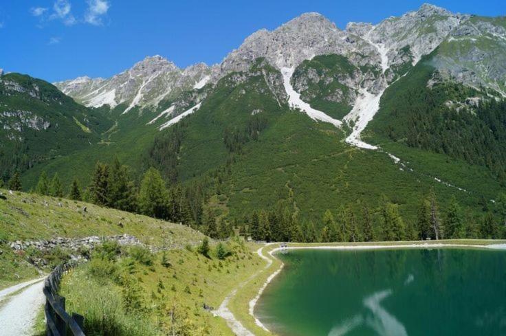 نيوستيف ام ستوبيتا Pension Terra المظهر الخارجي الصورة
