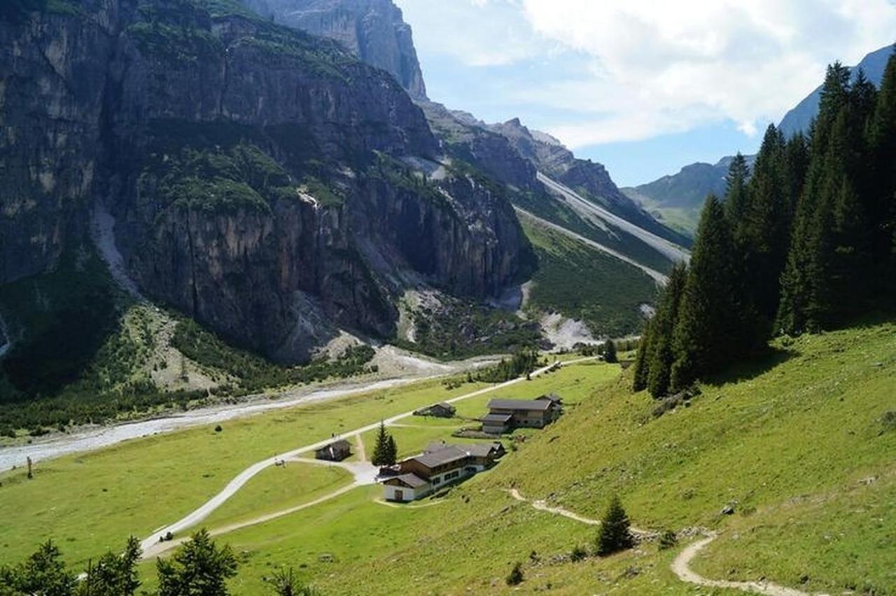 نيوستيف ام ستوبيتا Pension Terra المظهر الخارجي الصورة