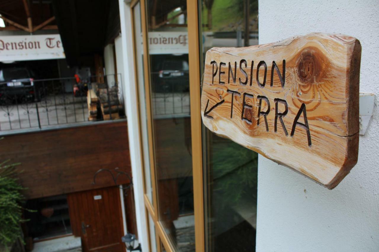 نيوستيف ام ستوبيتا Pension Terra المظهر الخارجي الصورة
